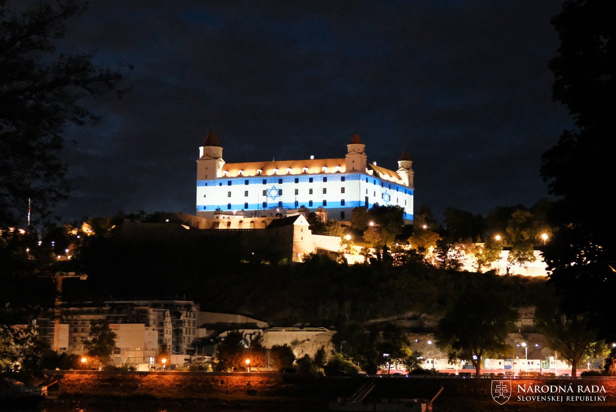 No matter how disappointed I was, and still am with whos in "control" in our parliament, I can still proudly show everyone that there's still good people here.

Stay strong Israel.