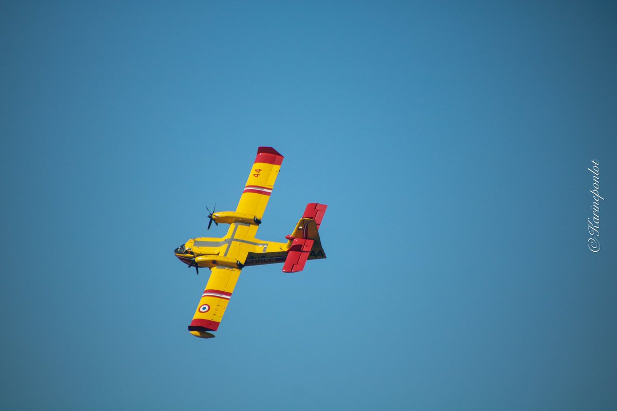Le Canadair en pleine action #meetingaerien #saintjeandeluz #MagnifiqueFrance