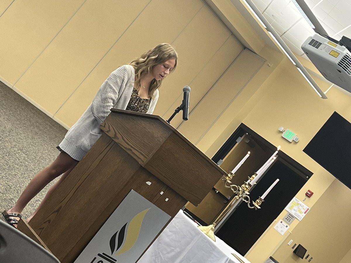 LcscSuper's tweet image. Congratulations @LebanonHSTigers newest National Honor Society members! @Lebanon_Schools #anewbest