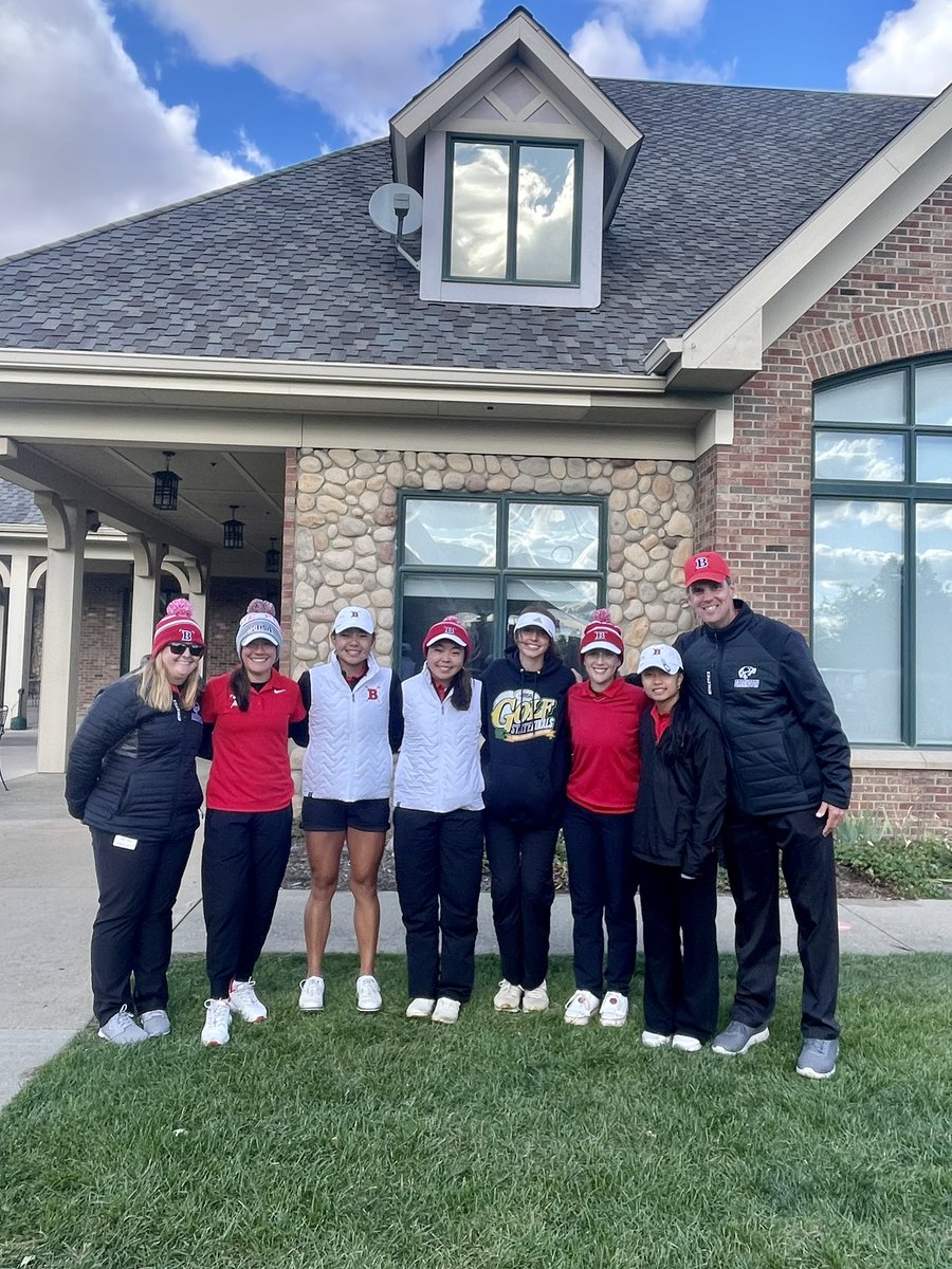 The Fillies finished 4th in State! Reese Wallace earned all-state honors finishing 8th! Seniors Bridget Butler, Sydney Terada, Leah Gaidos, &amp; Bre Brown capped off 4 remarkable years with some great golf. Kalena Lee was outstanding in her first state finals! <a href="/BHS220Athletics/">BarringtonAthletics</a>