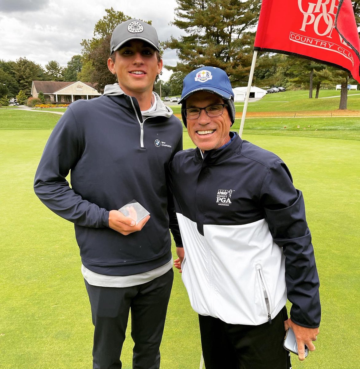 QCHS Golf tweet media