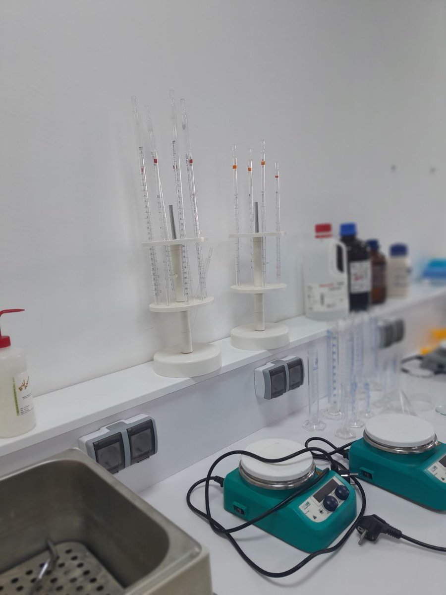 ChoumissaM's tweet photo. Bio👩‍🔬✨ https://t.co/3NrQhfYCfm