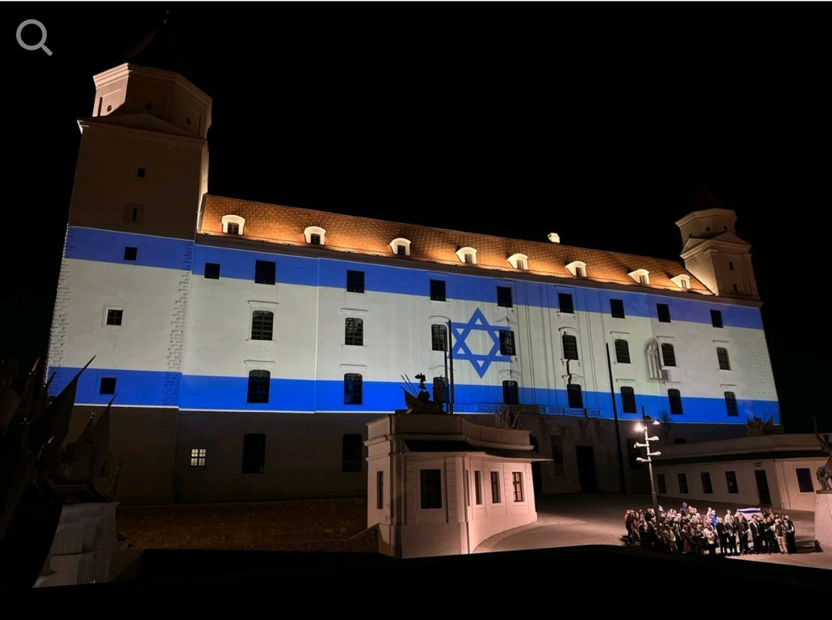 No to terrorism. Our thoughts are with 🇮🇱 #Israel and its people. Bratislava Castle, Slovakia 🇸🇰