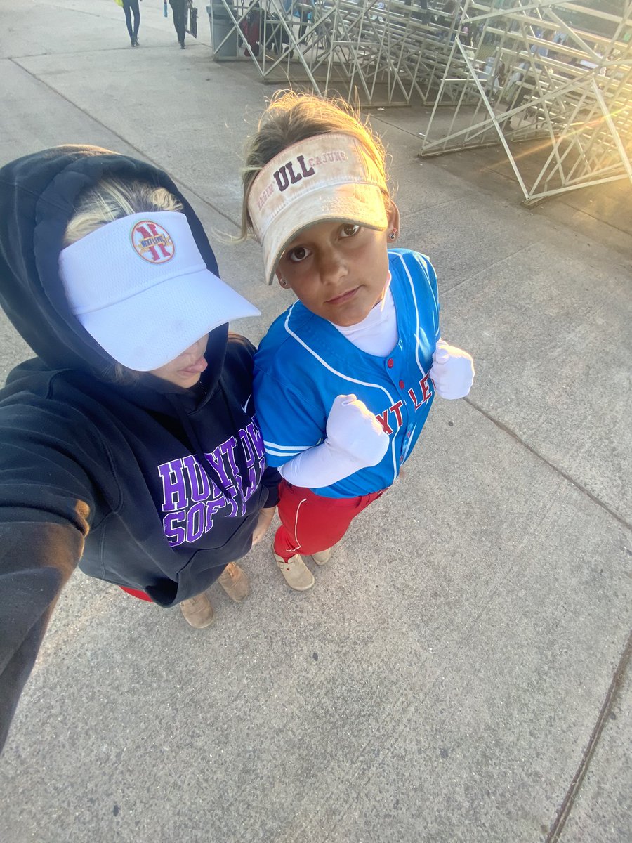 Leah Cottingham tweet media