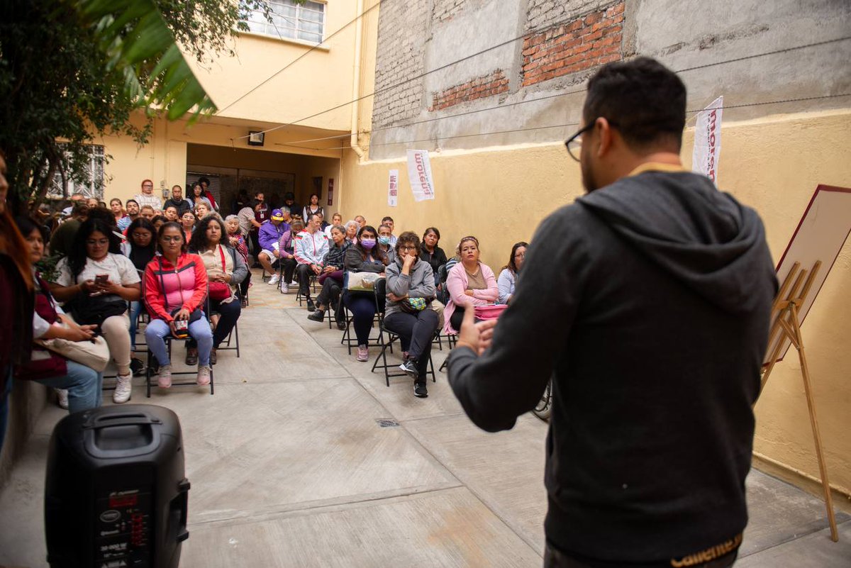 En las #CasasDelMovimiento encontrarás un lugar para la organización política comunitaria. Esta tarde se inauguró una más en Casas Alemán, #GAM, en presencia de <a href="/emilianoalvarez/">Emiliano Alvarez</a>. ¡Demos continuidad a la Transformación de la CDMX!