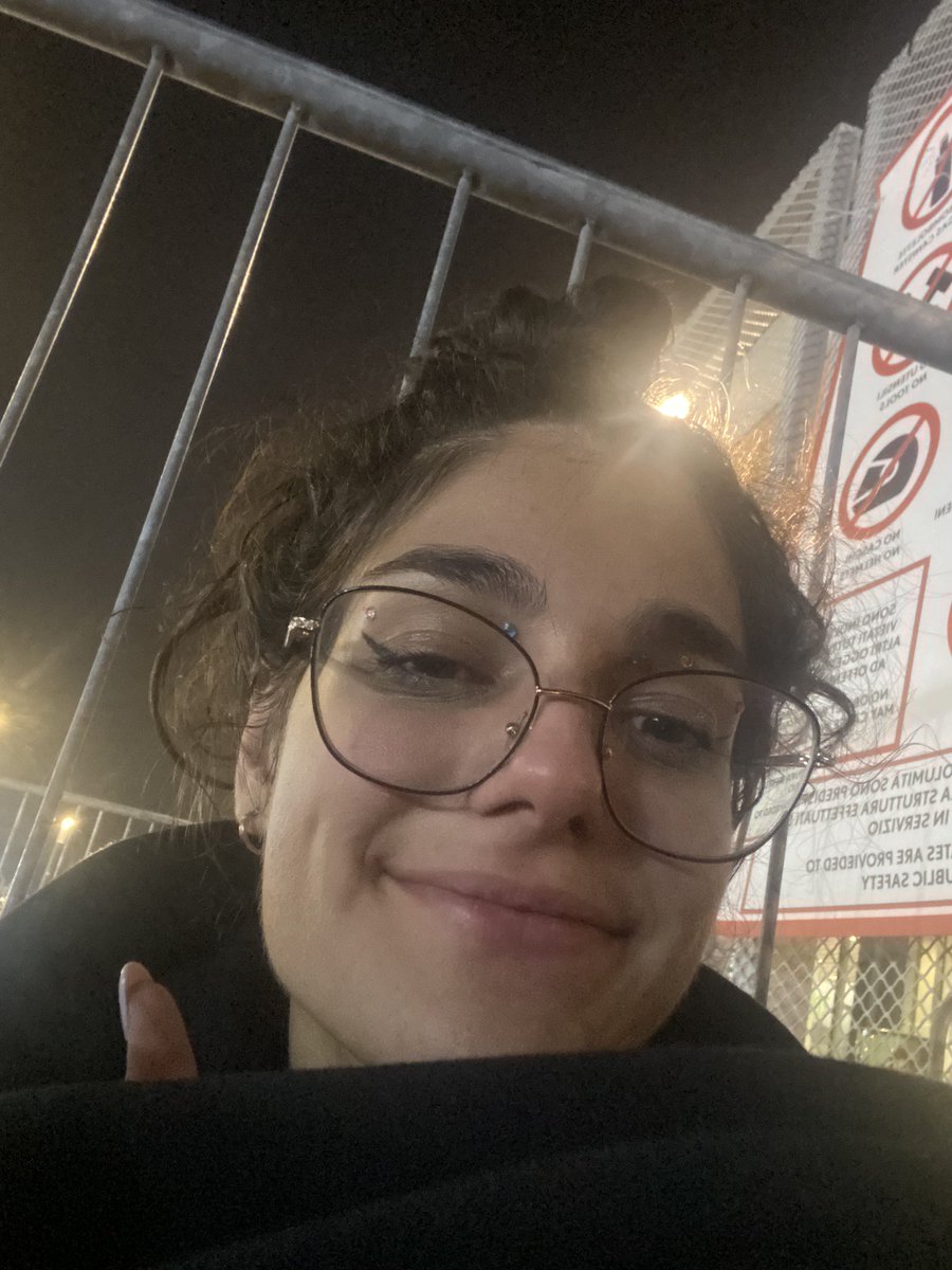 elixstylesss's tweet photo. mi sono sentita male https://t.co/j2c7mAPcfA