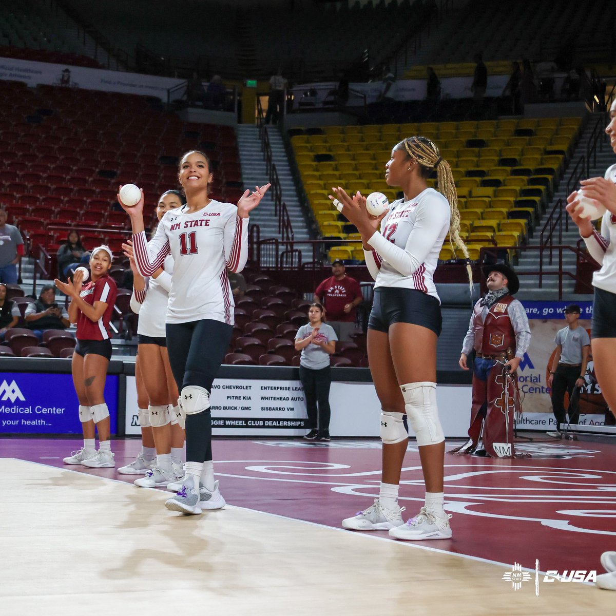 NMStateVBall's tweet photo. 𝑲𝒂𝒄𝒊𝒂 𝑩𝒓𝒐𝒘𝒏 𝑨𝑷𝑷𝑹𝑬𝑪𝑰𝑨𝑻𝑰𝑶𝑵 𝑷𝑶𝑺𝑻 👏

• 17 kills ✅
• 31 attempts ✅
• .484 hitting % 
• 5 service aces ✅
• 9 total blocks ✅
• 7 block assists ✅
• 2 solo blocks ✅
• 27.5 points ✅

(✅ = career high)

#AggieUp https://t.co/FNA8qVeL1t
