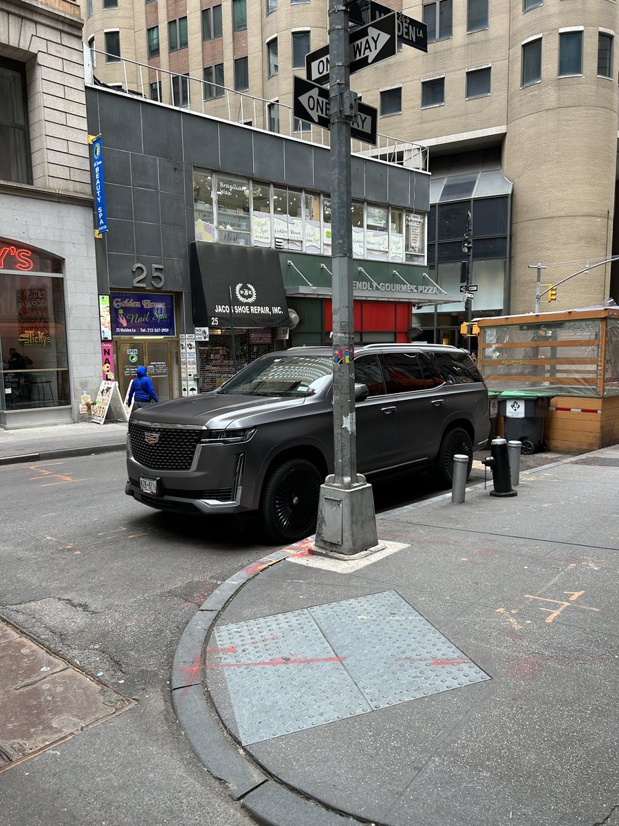 stefan_katanic's tweet image. Getting ready for #Webflowconf New York 🔝