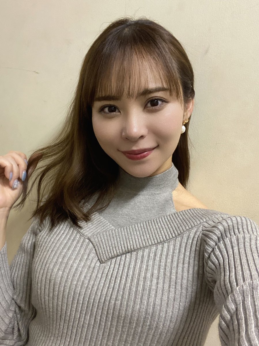 Maichan_1003's tweet image. お家帰ったら投稿しようとしてたら、、気づいたら寝ていた🥹🥹

#Stac 4日目もありがとうございました！ハッシュタグの感想も沢山ありがとうございます！皆様に届いているんだなぁと、とっても嬉しいです。

いよいよ本日千穐楽です！座組全員で最後まで駆け抜けます！！…