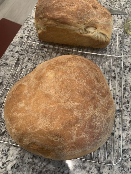 🤤 it&rsquo;s smells soooooo gooooood https://t.co/9JB4h9FfYV<a href="/tag/throne"class="tags"><span>#throne</span></a><a href="/tag/wishlist"class="tags"><span>#wishlist</span></a>