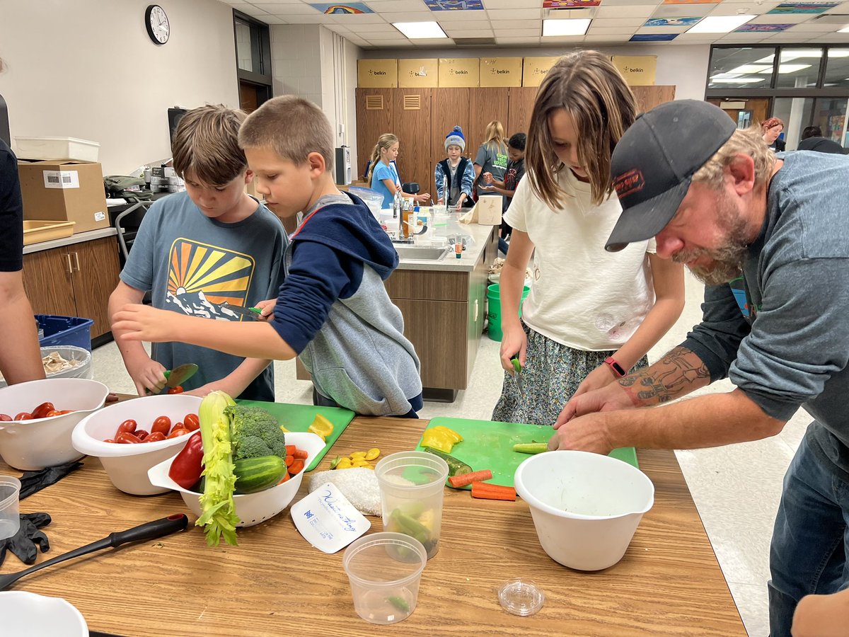 MrsKnust_'s tweet photo. Our first Whispering Roots lesson was this week! We learned safe knife skills and made our own ranch. They all thought it was delicious! @MPS_Morton #mavericksmakeithappen https://t.co/PvLlW5Ur9u