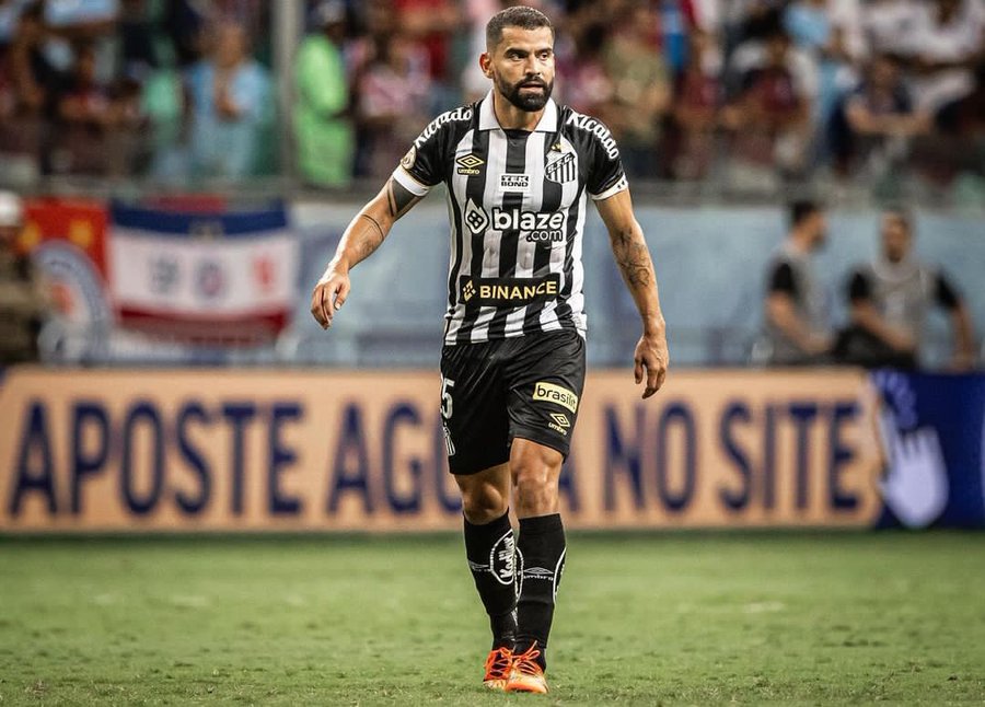 Tomás Rincón jugó 68 minutos y MARCÓ GOL con Santos FC que venció 1-2 a Palmeiras en el Brasileirao.  

El mediocampista venezolano acumula 2 goles en el torneo.