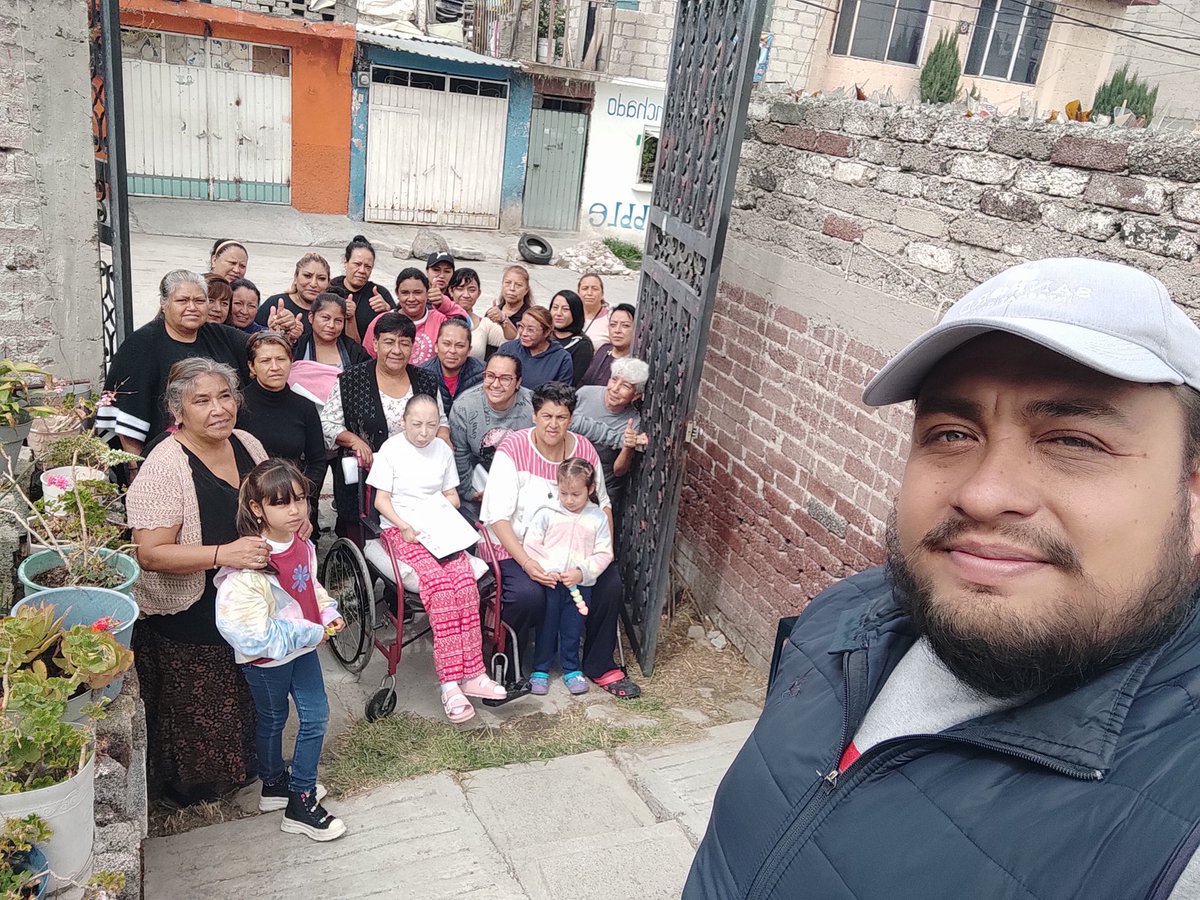 JesusEDistrito6's tweet photo. Excelente Plática con Amigas de las Comunidades #CiudadCuauhtémoc #SantaMariaChiconuatla #SantoTomasChiconautla quienes son #Alfredistas #DelMazistas  por Convicción #Distrito6 #Ecatepec @alfredodelmazo  @EduardoFloMa1 https://t.co/MiQzyhvQzw