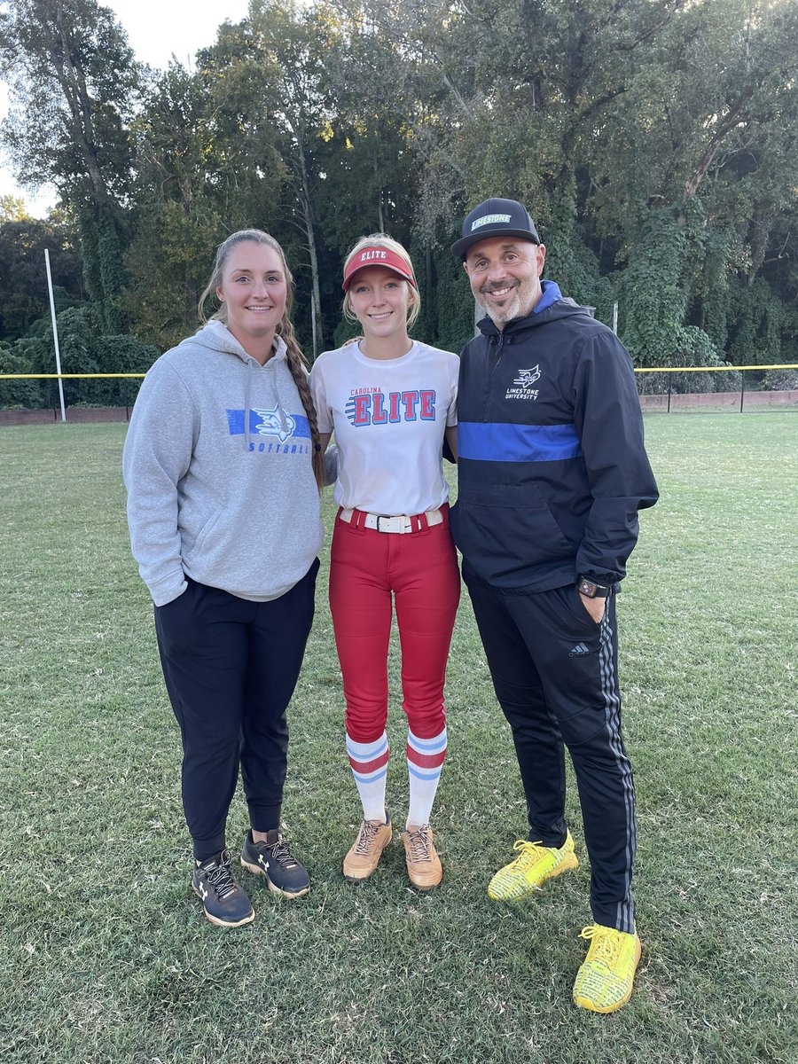 laini_kosinski's tweet photo. Had the best time at @LimestoneSball Camp again today! I wanted to give a big thank you to @CoachJDeitz and @CoachHill1317 for the great feedback! I can’t wait to be back. @EliteOwens https://t.co/pekTJcRFaB