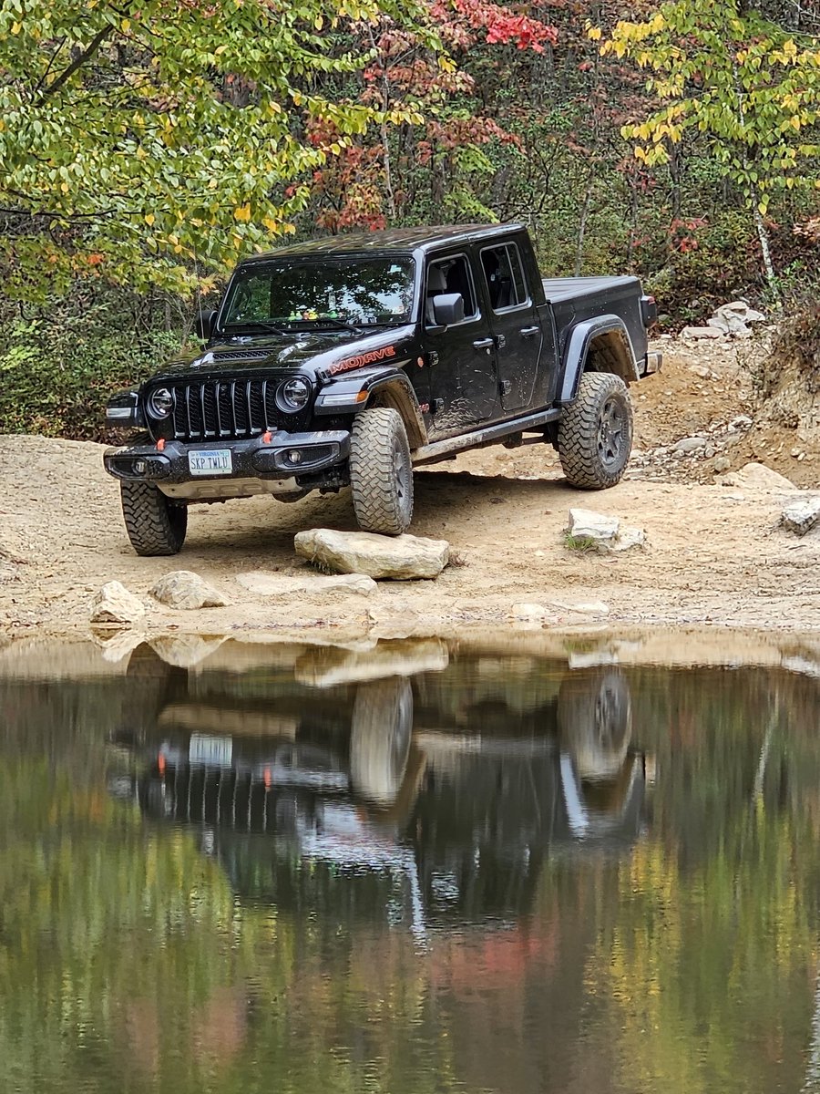 Hit the Peters Mill Run Jeep Badge of Honor trail today! What a fun experience! <a href="/Jeep/">Jeep</a> tell me this doesn't deserve to be in some kind of publication. 👀