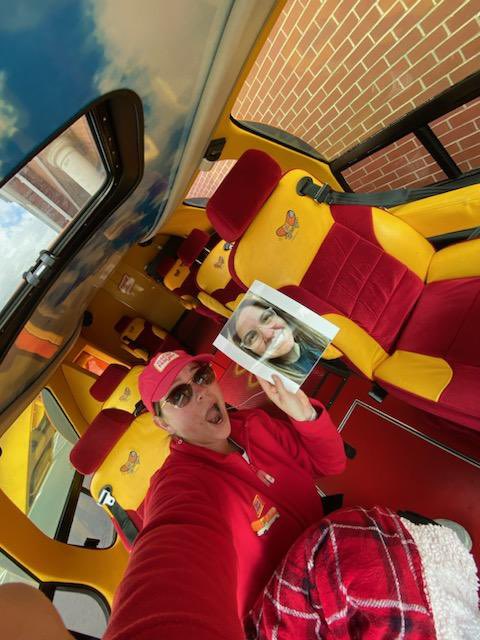 thatjaycijo's tweet photo. I have good news and bad news.

Bad news: The Oscar Mayer Weinermobile will be in town when I am not 😭

Good news: it is in my friends’ town and she “brought me” to go and see it https://t.co/tADyQkS7Zh