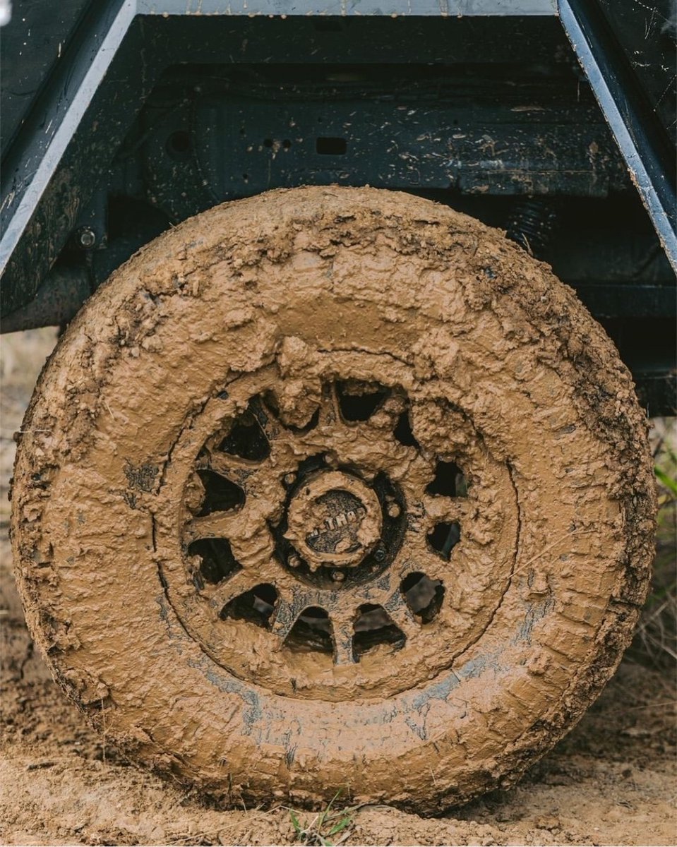 methodracewheel's tweet photo. If your wheels don't look like this from off-roading all weekend, did you even off-road? π€
πΈ: @scdperformanceofficial
#MethodRaceWheels #Wheels #Offroad #LighterStrongerFaster #ToyotaWheels #FordWheels #ChevyWheels #JeepWheels #RamWheels #GMCwheels #SubaruWheels #UTVwheels https://t.co/h3BQOtjXDI