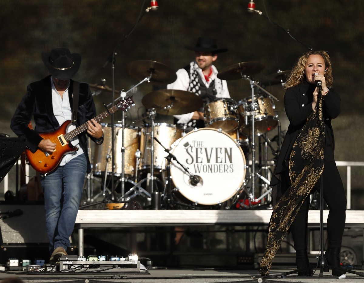 That's a wrap on Meliora Weekend 2023! 

Thank you to everyone who joined us. We had a blast with you! 🐝💙

#MelioraWeekend #URochesterFall