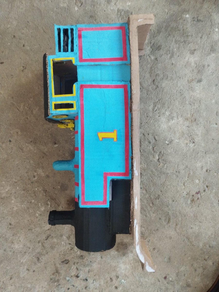 My caliber 1 Thomas had a base redesign because the base was not as formed as it is on the original model, so today I got to work and there it is🙂