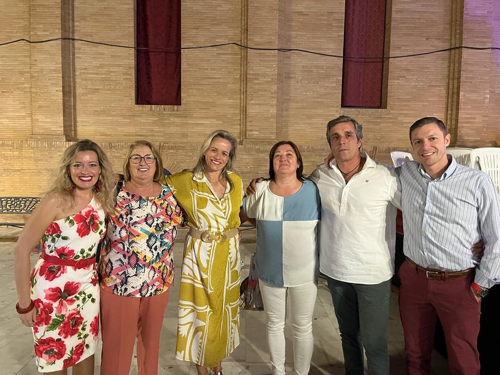 ...casi 30 años "juntos ".