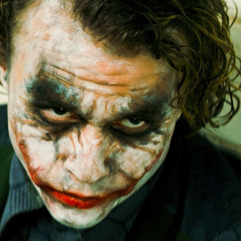 BLURAYANGEL 🦇 tweet media