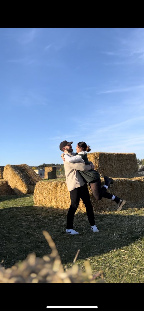 _nikoleamarie's tweet photo. luckiest girl in the world 🤍 https://t.co/jl6ilHmqzH