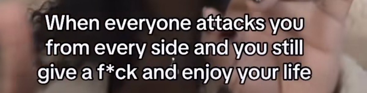 Bitte lernt englisch oder lasst es sein. It‘s really not by force😭😂