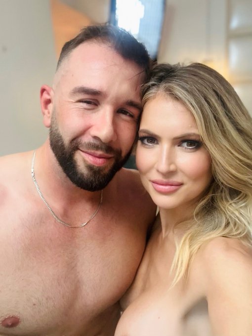 Great shoot this week with @TheWillPounder and @King_Razor_  for @naughtyamerica https://t.co/JOh20t<a class="tags" href="/tag/thewillpounder">@thewillpounder</a>