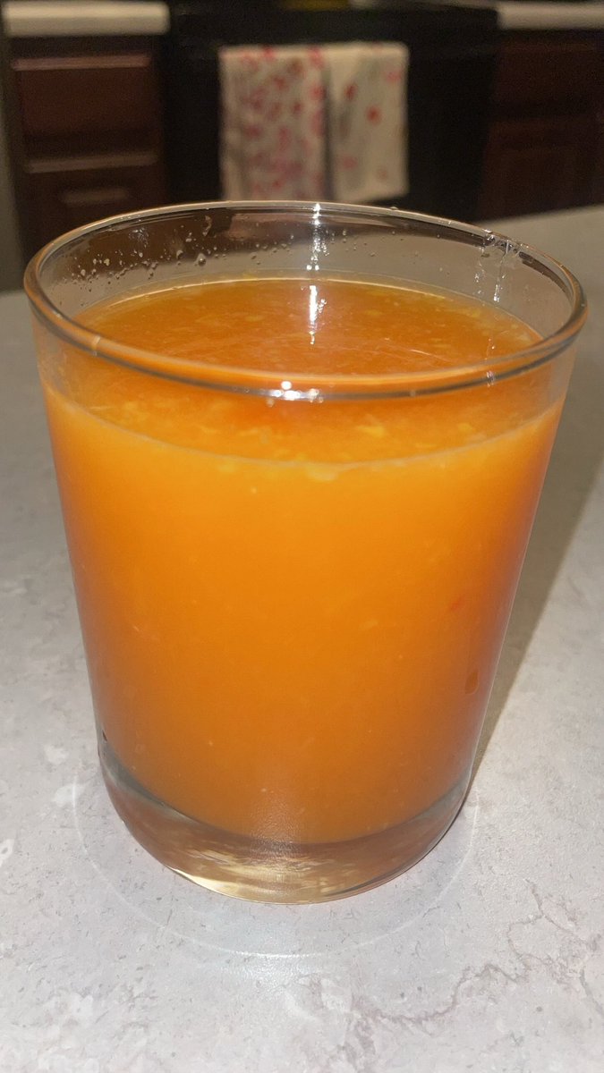 idontrecall916's tweet photo. I just made this bomb ass immune defender drink. #pineapple #ginger #orange #lemon #redbellpepper #manukahoney https://t.co/7BQ2qGLbri