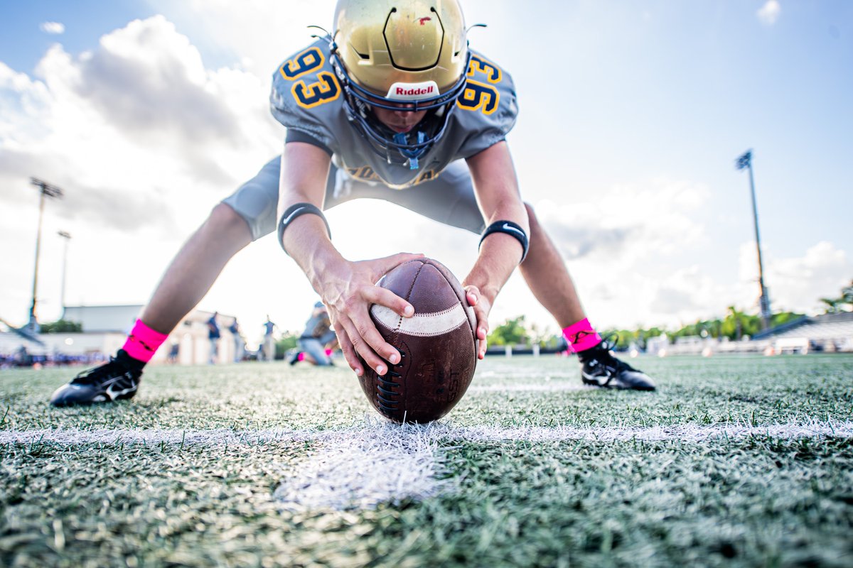 AquinasAthletics tweet media