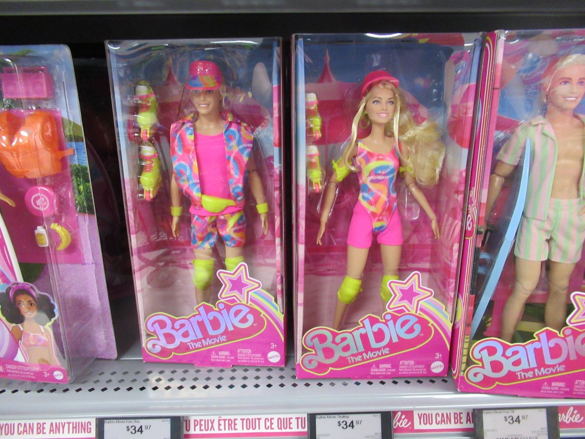 I've cancelled my Walmart Canada preorder, stuck in delayed status for 2 weeks.  But the good news is I found them on the store shelf today ⁉️  Not taking the chance they'll sell out in brick 'n mortars leaving online preorders outta luck.
#Barbie 
#HotItem
#DollCollecting