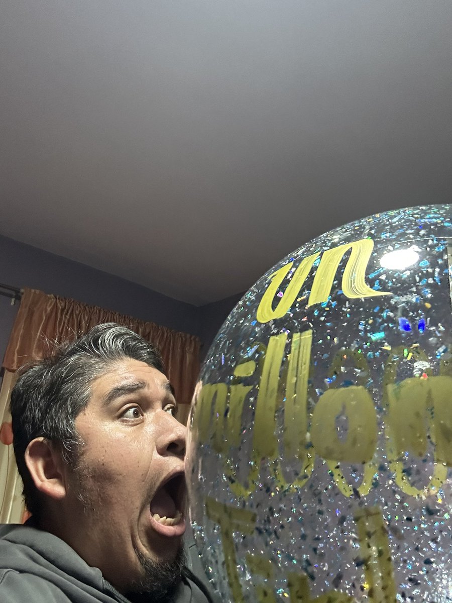 renegul8808's tweet photo. Ya somos 1 millón en TikTok gg https://t.co/BAr2RrXf7I