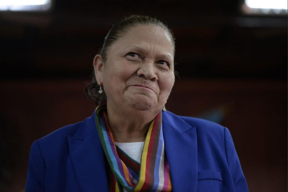 soy_502's tweet photo. 🚨 PROTESTAS | ¿Renunciará Consuelo Porras como Fiscal General y jefa del MP?  

https://t.co/a9xmj9DfI5 https://t.co/t4FOXG0m0w