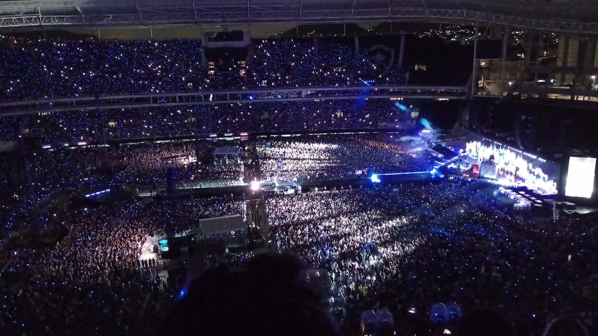 gotsevein's tweet photo. Meus pensamentos: meu Deus, eu vivi esse show #AfterHoursTilDawnTour https://t.co/OVSZ5ngQLN