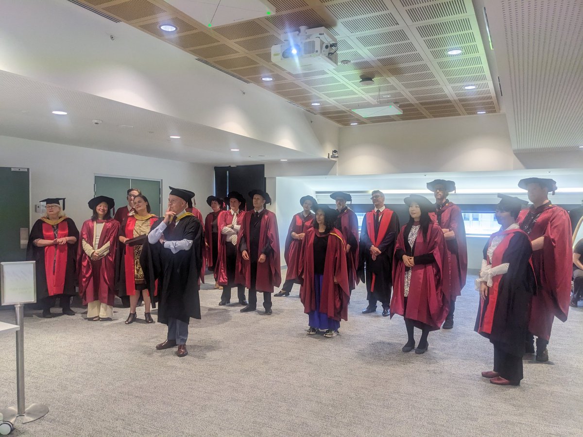 Languages & Cultures MQ (@languagesmq) on Twitter photo Congratulations to all <a href="/Macquarie_Uni/">Macquarie University</a> L&T and <a href="/MediaCommsMQ/">MediaComms at MQ</a> students who graduated today! 🎉🥳 Congratulations to all <a href="/Macquarie_Uni/">Macquarie University</a> L&T and <a href="/MediaCommsMQ/">MediaComms at MQ</a> students who graduated today! 🎉🥳
