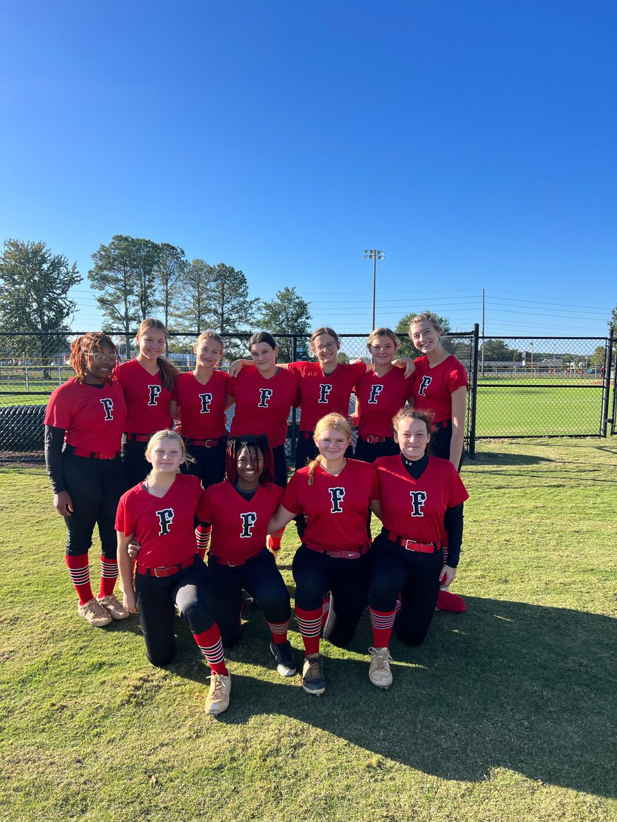 HayleeB_2027's tweet photo. Hade fun this weekend at the Elite 50 National Invitational Showcase in Decatur, Alabama. We had our ups and downs but ultimately we had a good weekend together. Getting better each tournament. https://t.co/AxX3kTtfJX