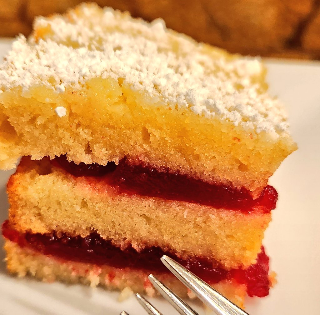 This local historic confection was #delicious! Our maiden attempt at the classic #Alexandria #Jelly #Cake for a very exciting upcoming book project! Shhhh. #virginia #cooking @j_chapman99 @justindotnet This will please you.