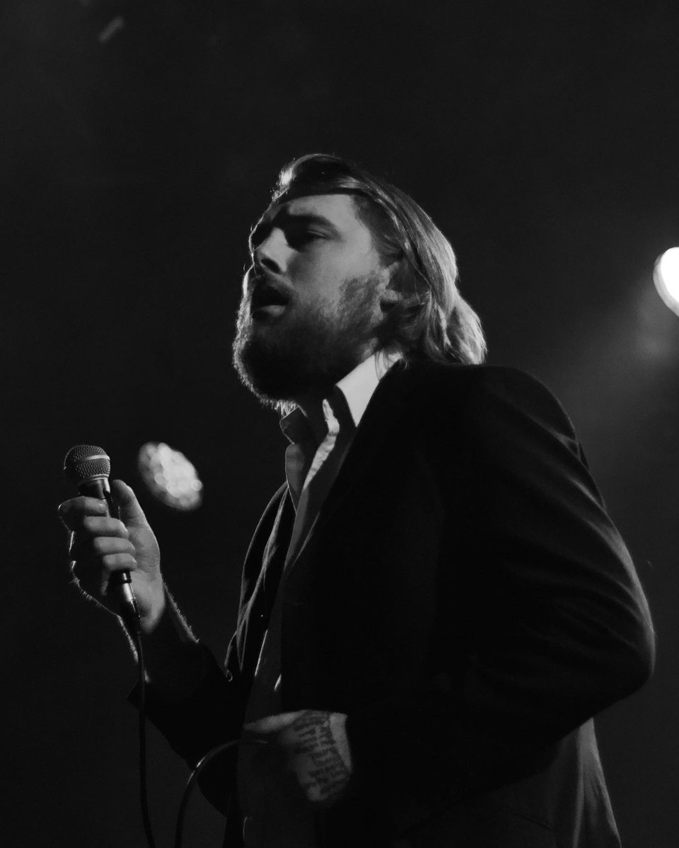 MagDerailed's tweet photo. From the Archive: @GillaBand Live at the National Stadium December 2023 https://t.co/HiZsFWe2vl