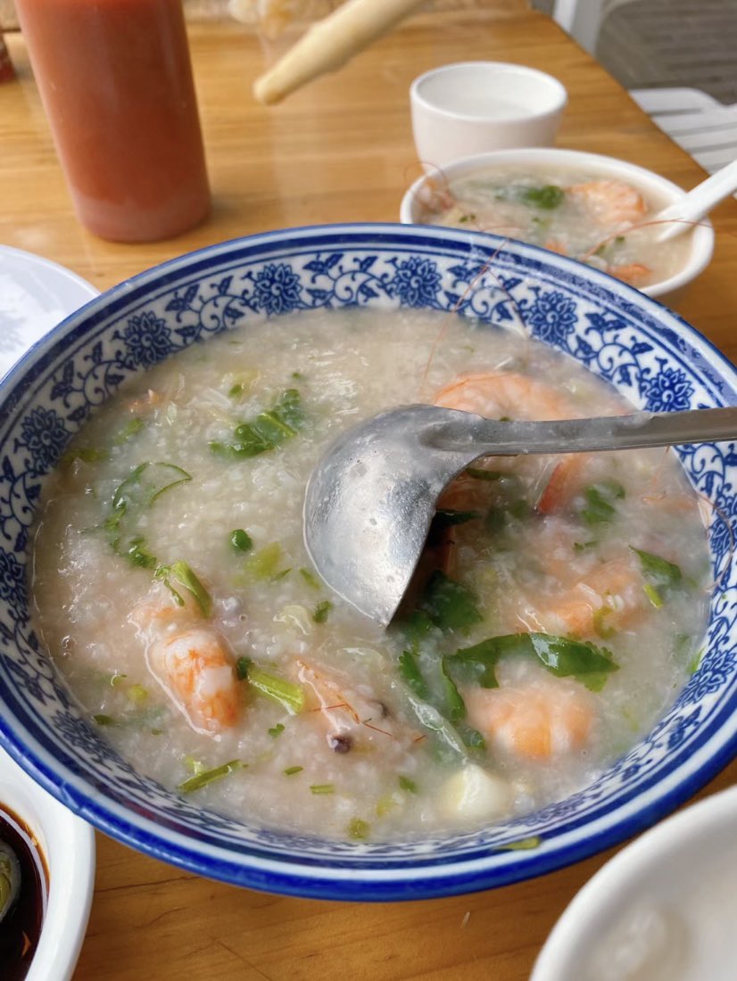 EricaBishop51's tweet photo. 热爱生活，万物尽可期待！早安
不辜负在最好的时光里，遇见美食的精致！#广州 #teacher #反差 #人妻 #释放 #喜欢 #刺激 #同城 #报名 https://t.co/5ASXdmeLnh