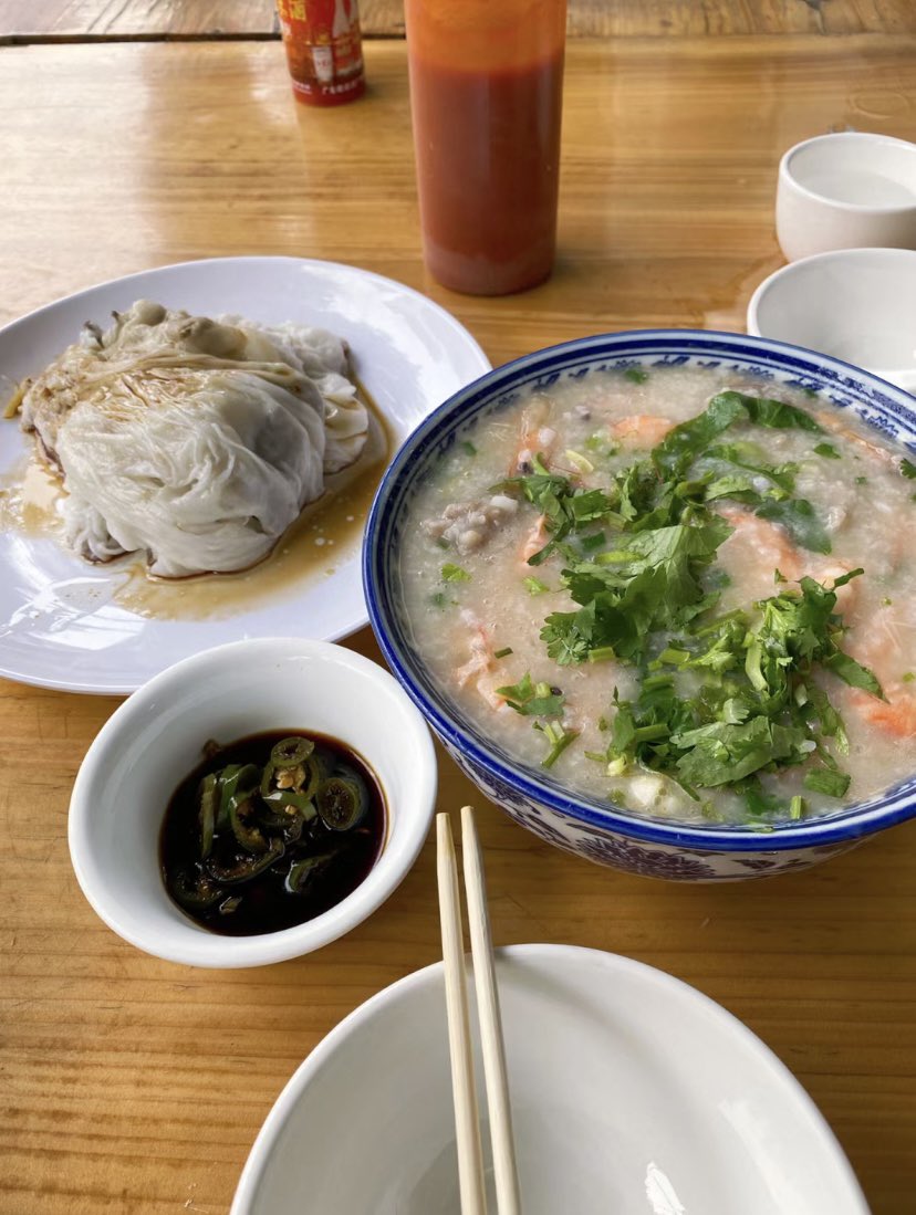 EricaBishop51's tweet photo. 热爱生活，万物尽可期待！早安
不辜负在最好的时光里，遇见美食的精致！#广州 #teacher #反差 #人妻 #释放 #喜欢 #刺激 #同城 #报名 https://t.co/5ASXdmeLnh