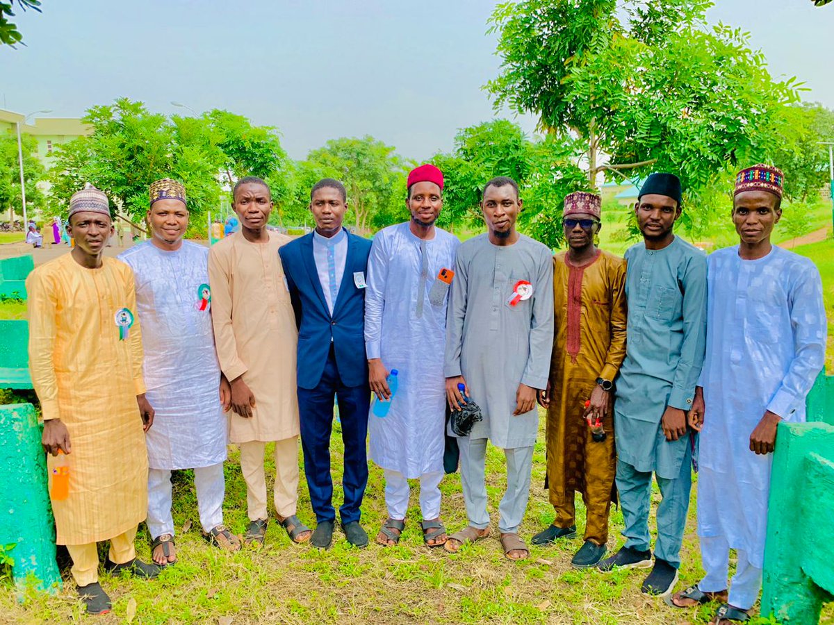 AnasAhmad_A's tweet photo. Was among the over 5,000 graduates whose various degrees has been confirmed by the senate of Gombe State University. I represent #12elite.
#Cheers https://t.co/ks10xX5CSQ