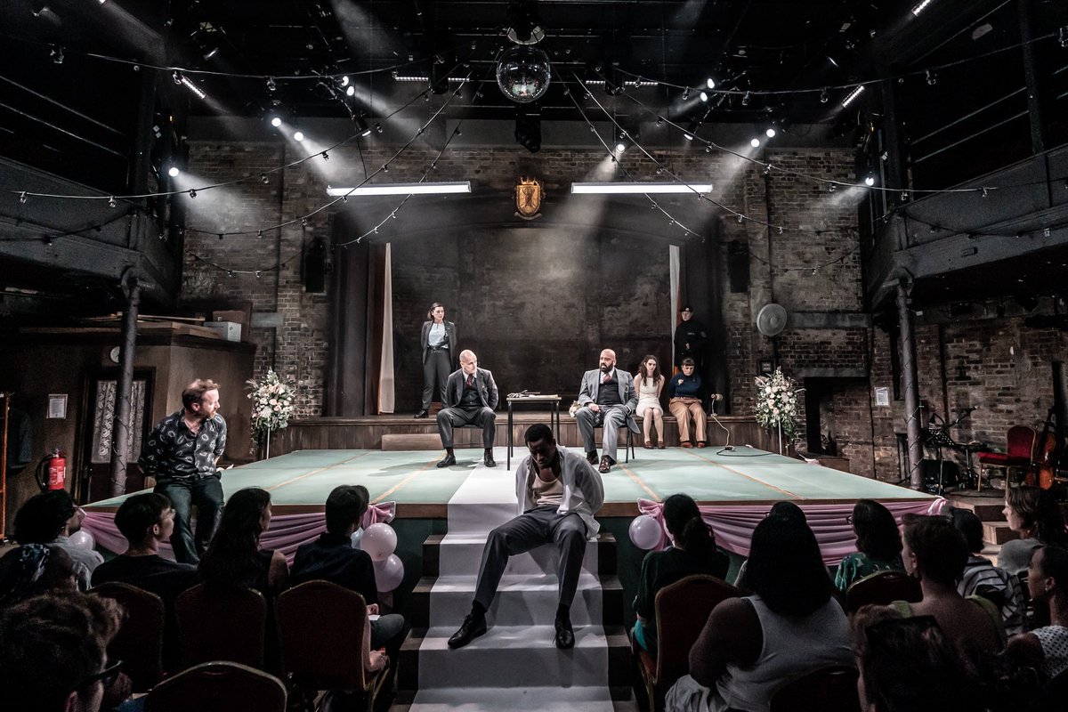 Aaron Neil tweet media