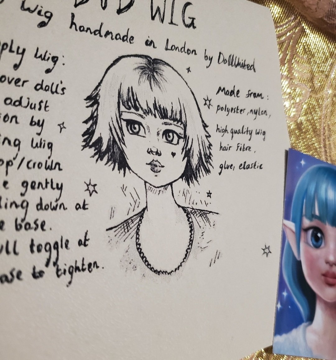 DOLLUNITED's tweet image. Some special packaging, the illustrated info sheet is printed on the back of the sparkly paper.
#BJD #Dollmaking #Illustration #Design #CharacterDesign