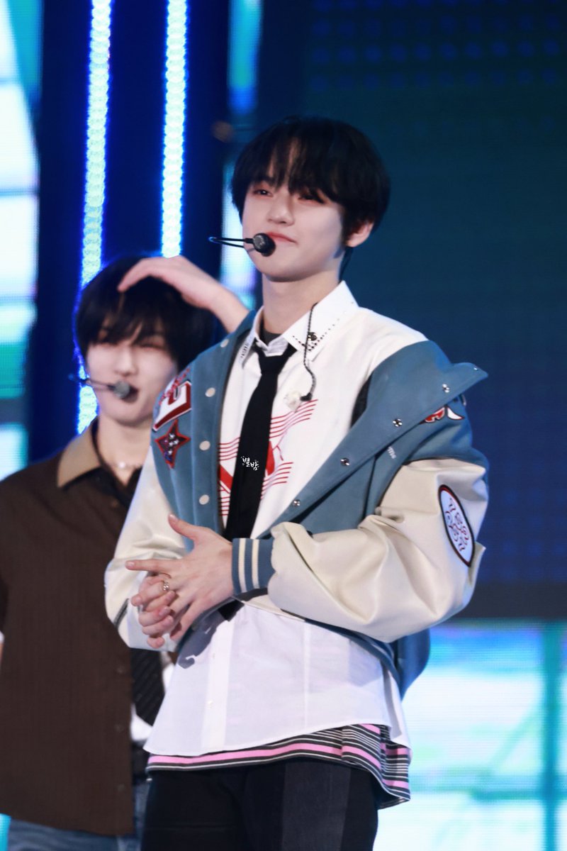 jcbb_2512's tweet photo. 231008 영동대로 K-Pop Concert HQ

😺

#천러 #CHENLE 
#辰乐 #钟辰乐
#NCTDREAM
 #チョンロ https://t.co/Y4SMgOw9ao