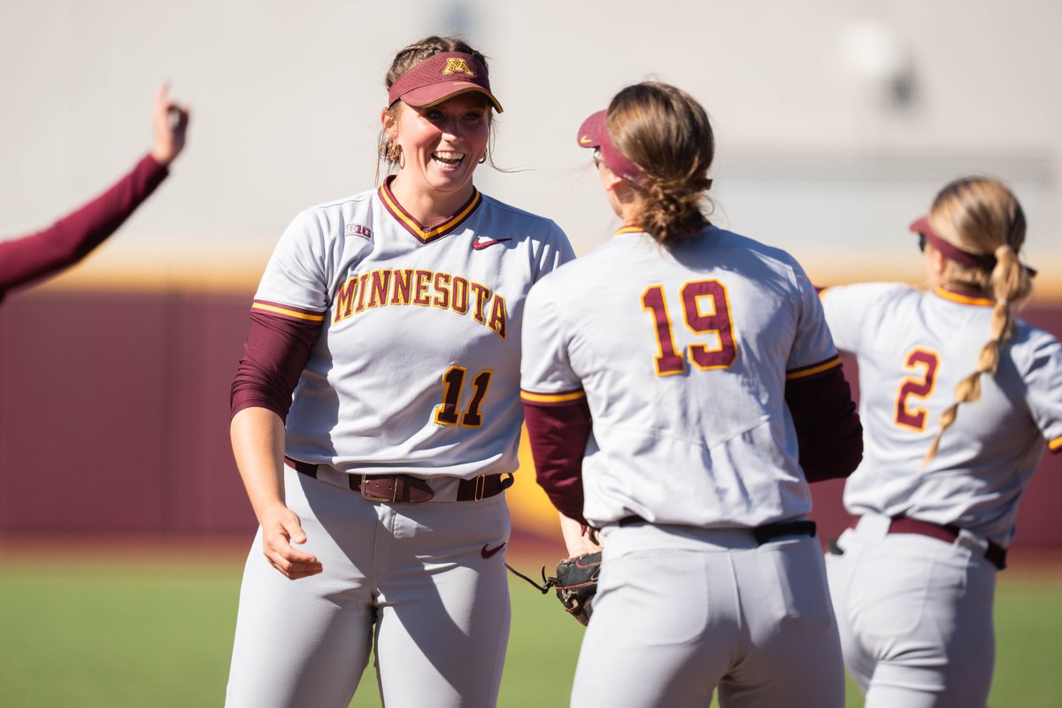 Minnesota Softball tweet media
