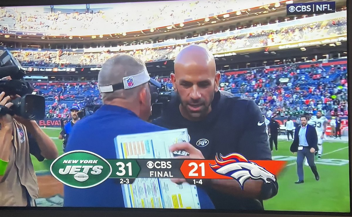 TexasDrCrypto's tweet image. #Jets #djreed win.  Good thing they have the best defense in the history of the #nfl lol #SuperBowl #rodgers