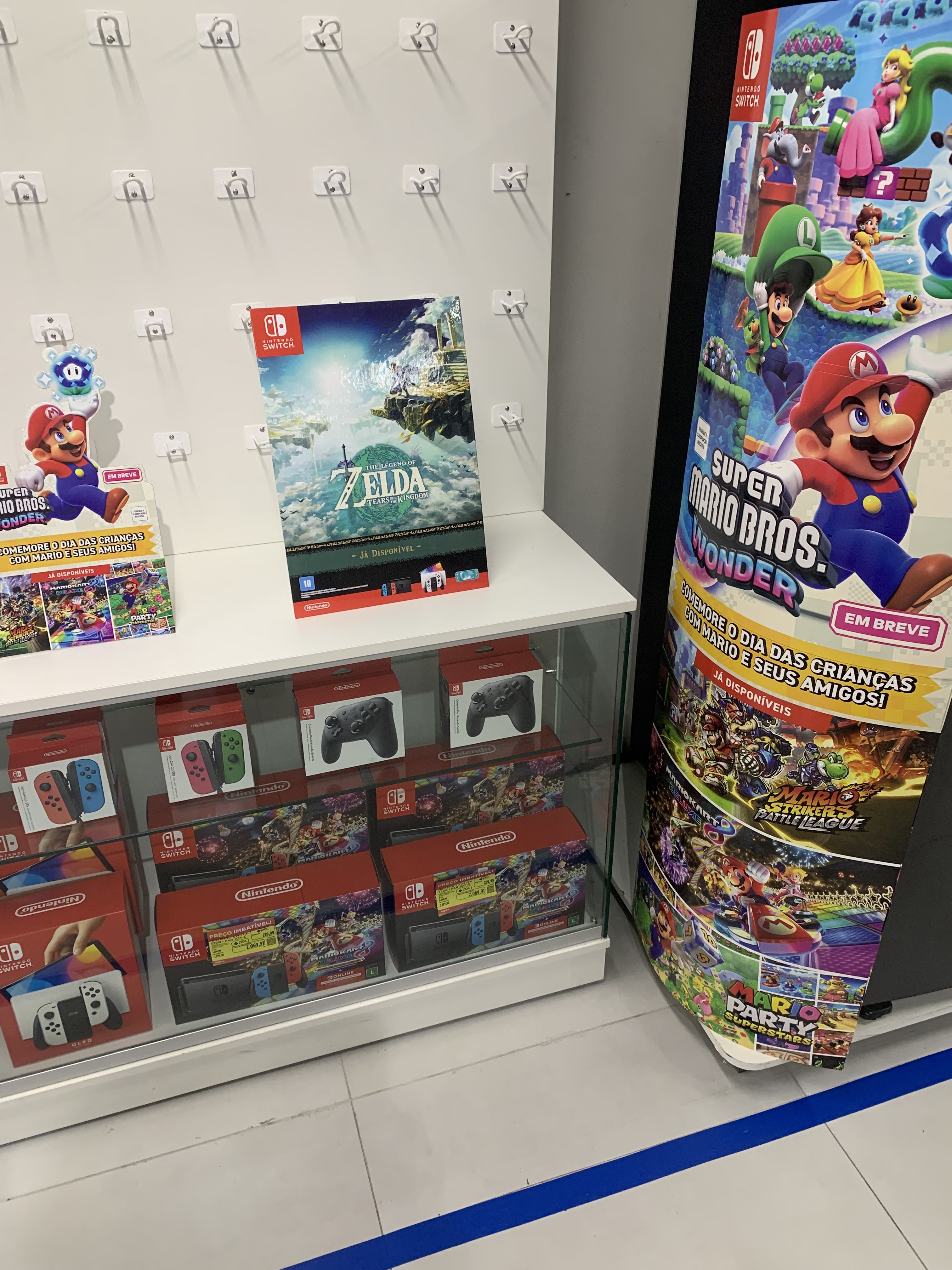 F79GihuW4AALkHx?format=jpg&name=4096x409