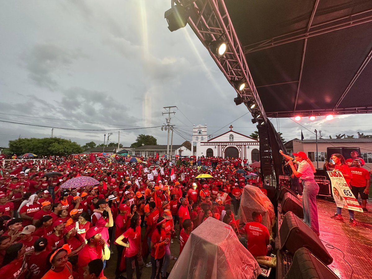 LindaCabarcas1's tweet photo. Mis amigos en Zapayán, mostraron su apoyo con sinceridad a mi candidatura a la Asamblea del Magdalena. Mi cariño y agradecimiento por esta gran manifestación, para ‘Chicho’ y Lindis Herrera, cuya amistad nos ha convertido en familia. #SoyLindaTuDiputada https://t.co/90B63AV3Ve