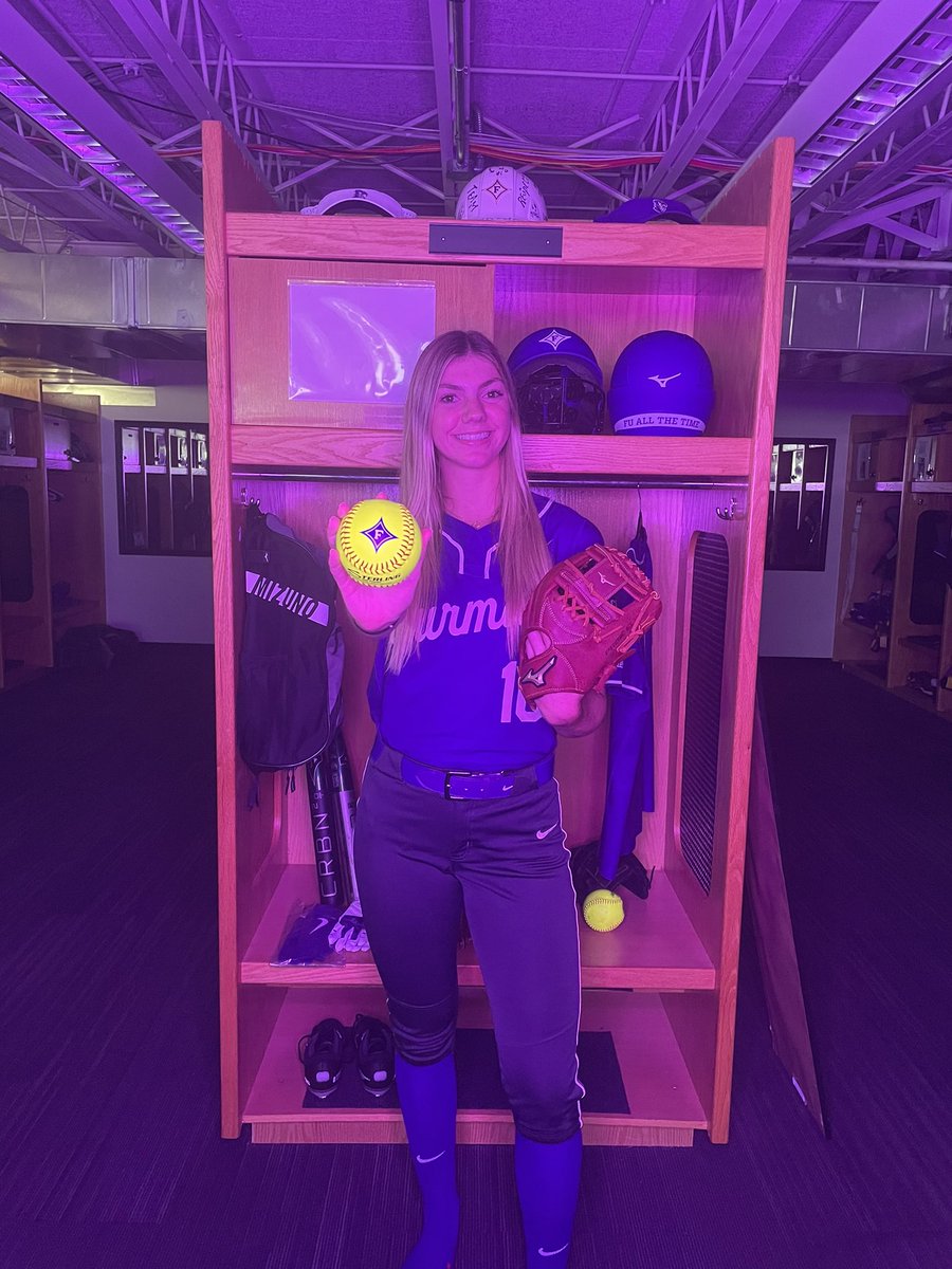 Had an AMAZING weekend on my official visit <a href="/FurmanSoftball/">Furman Softball</a> !! Huge thank you to <a href="/StaceyJW26/">Stacey Johnson-Whitfield</a> <a href="/jwint11/">John Winters</a> <a href="/CoachAHayes/">Amanda Hayes Young</a> &amp; all the girls for making it so special! 
2024 can’t come fast enough! 💜⚔️