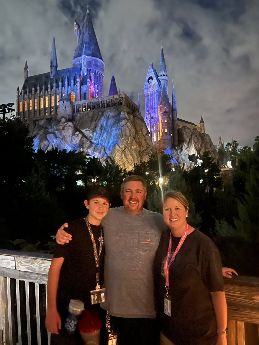 crob0526's tweet photo. Halloween Horror Nights https://t.co/fabB6kmwSb